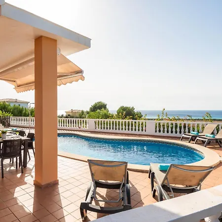 Villa Elena - *